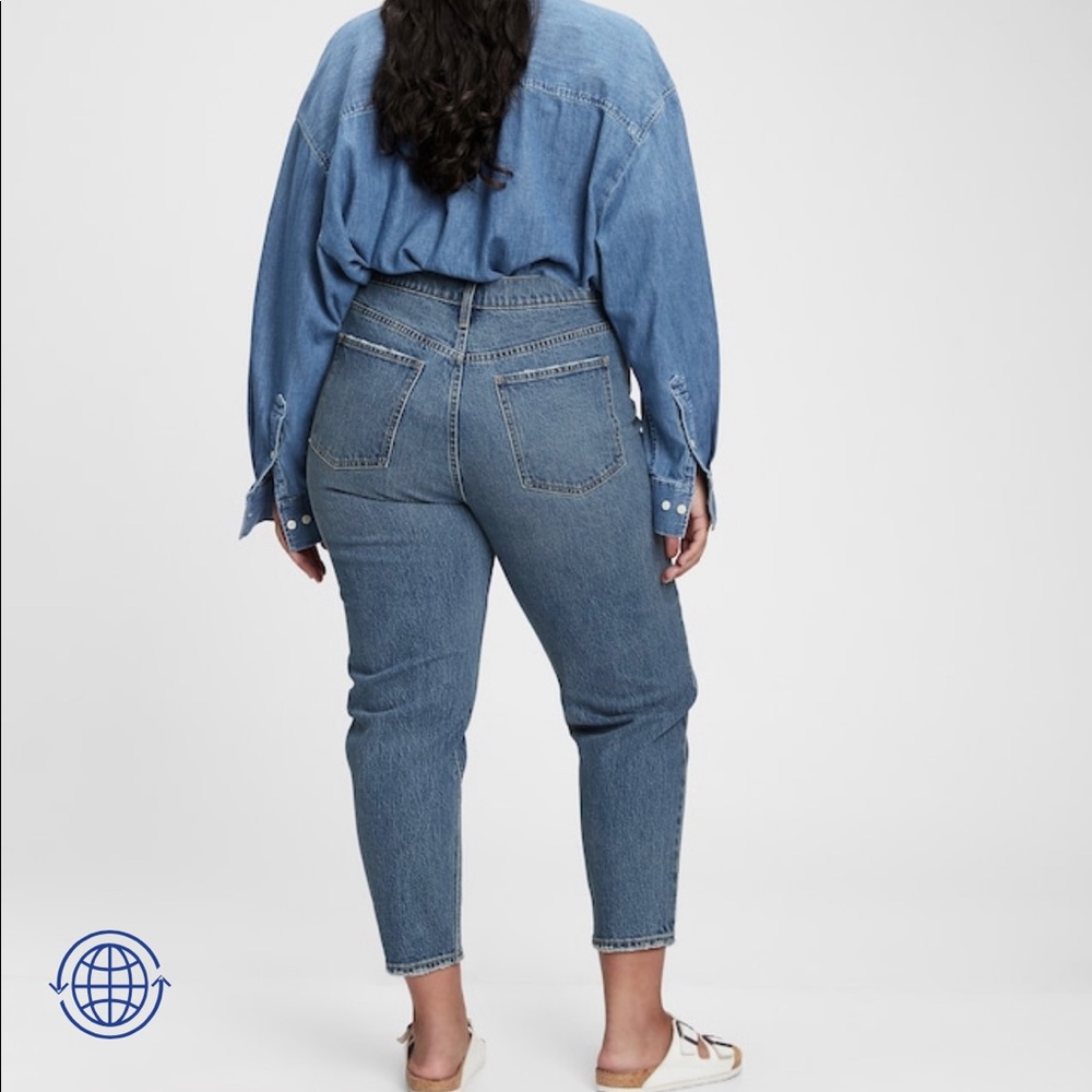 NWT Gap High Rise Mom Jeans sz 29